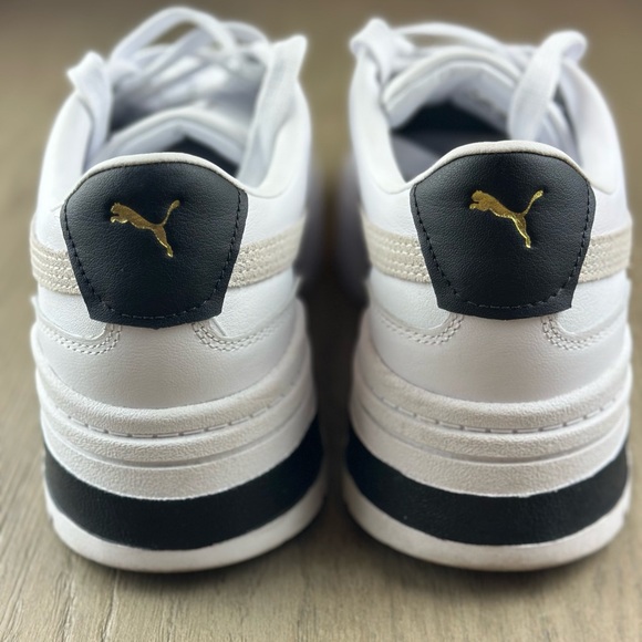 PUMA Mayze Stack Women's Sneakers in the white-vaporous gray colorway. Size 9.5 - Picture 3 of 7